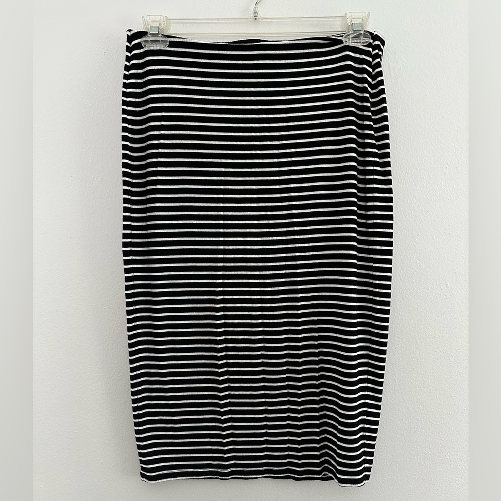 Black and white midi skirt